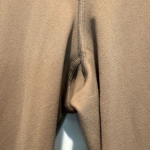 Athleta Salutation Stash High Rise 7/8 Legging - Picture 9 of 11